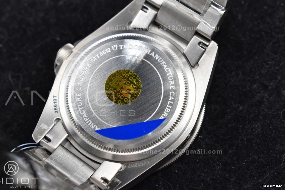 1:1 525 Best Edition SportInspired ZF V A2824 Pelagos Titanium Bracelet On Black 0321